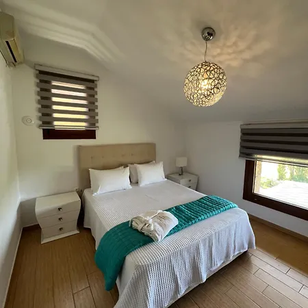 Villa Verde Villas *